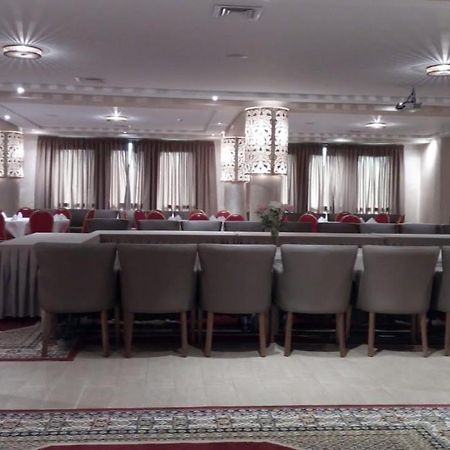Sania Hotel Sidi Bennour Bagian luar foto