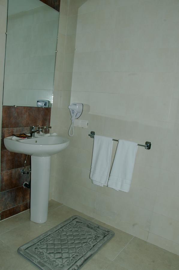 Sania Hotel Sidi Bennour Bagian luar foto