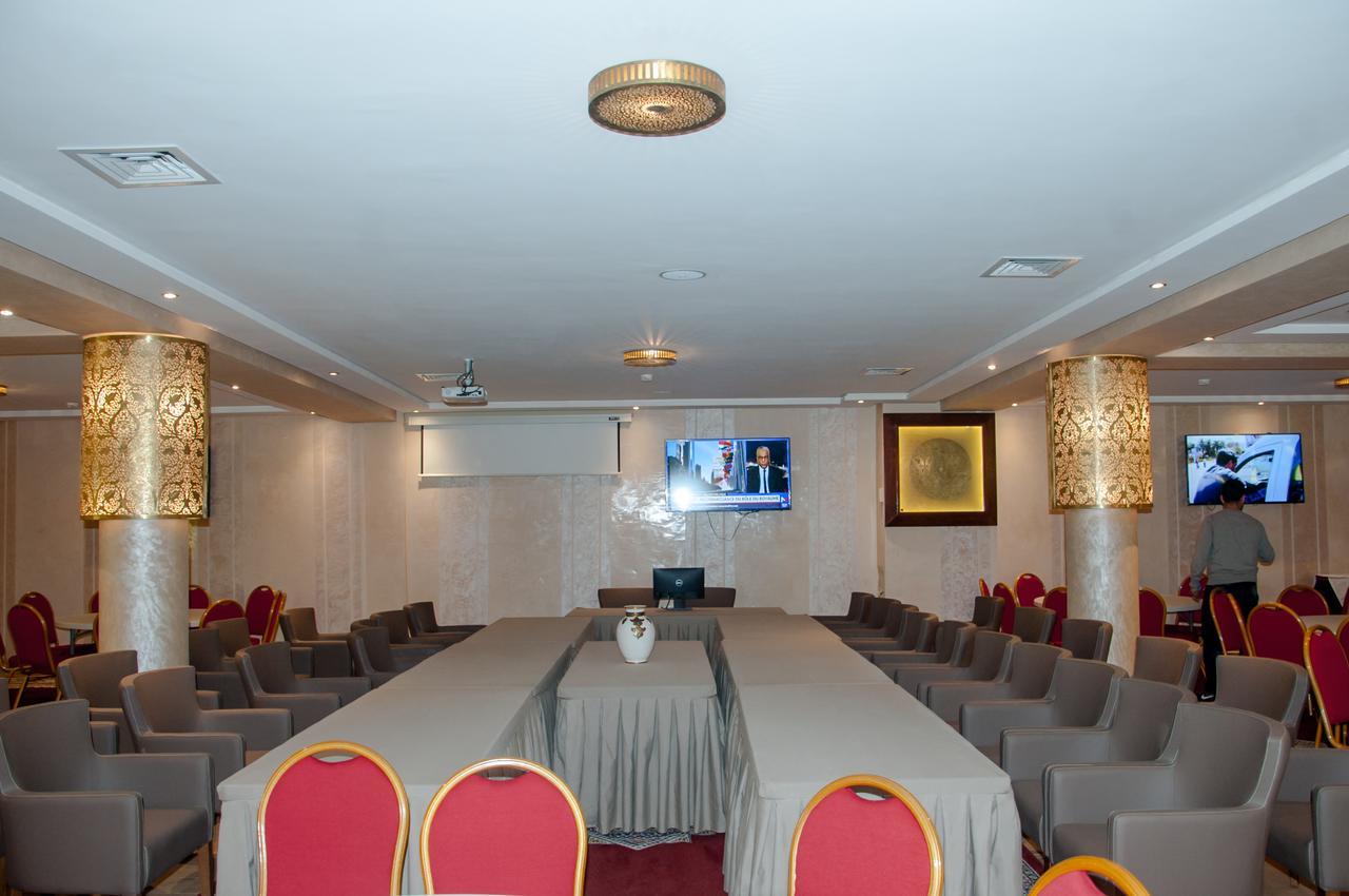 Sania Hotel Sidi Bennour Bagian luar foto